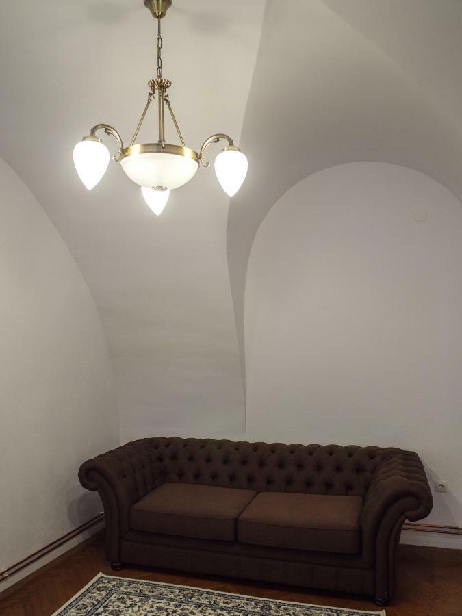 Gothic Central ซีบิว ภายนอก รูปภาพ